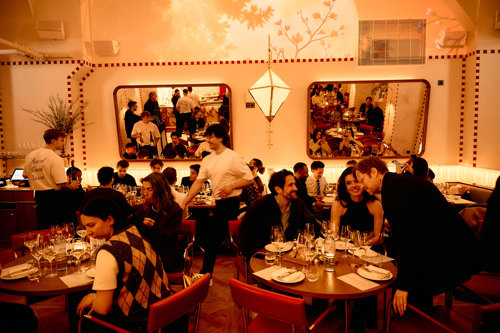 Rascal dining area of tables and people